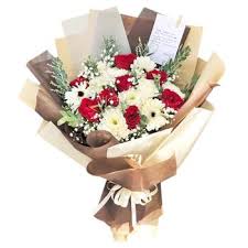 Yaitu menjual bibit mawar, bunga mawar dalam pot atau mawar potongan yang dijual untuk hiasan seperti bouquet. Jual Buket Bunga Segar Online Harga Termurah Outerbloom