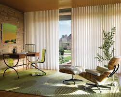 hunter douglas 直立式柔紗簾 可配置電動馬達 modern vertical blinds living room blinds modern window treatments