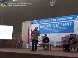 Kementrian keuangan, direktorat pajak bumi dan bangunan (pbb). Tuntutan Kompetensi Surveyor Kadaster Berlisensi Semakin Tinggi Poros Nusantara