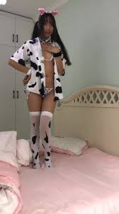 浆果儿景区吹箫-大胆挑战公众尺度