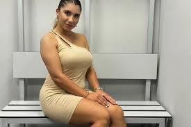 Ella es Elif Karaarslan, la bella árbitra turca que fue acusada por un  supuesto video sexual - Foto 2 de 9 | MARCA Usa