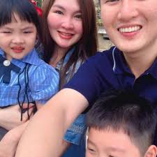 新年快乐。蛇么都有, 蛇么都好，huat lo! Heng lo!