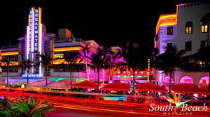 Closed to traffic as a pedestrian walkway, it's bordered by the beautiful atlantic ocean ans the many restaurants and shops. Best Restaurants On Ocean Drive South Beach Miami