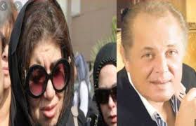 طيب فلمحة اخي يبتسم ابتسامه جانبيه فما كان مني إلا أن اصرف بصري عنه. Ù…Ù† Ø£Ù…Ø§Ù… Ù‚Ø¨Ø±Ù‡ Ø¨ÙˆØ³ÙŠ Ø´Ù„Ø¨ÙŠ Ù„Ù…Ø­Ù…ÙˆØ¯ Ø¹Ø¨Ø¯ Ø§Ù„Ø¹Ø²ÙŠØ² ÙˆØ­Ø´ØªÙ†ÙŠ Ø¨ÙˆØ§Ø¨Ø© Ø§Ù„Ø£Ù‡Ø±Ø§Ù…