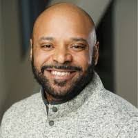 Kevin Weems's Instagram, Twitter & Facebook