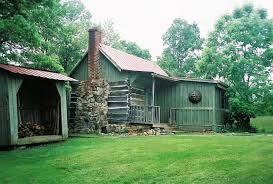We&rsquo;re dog friendly and are situated only minutes away from the appalachian trail, our community lake, deer lake, and have dozens of wineries all within 20 minutes of the cabins. Cabin Dehart South River Highlands