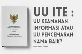 Listyo juga meminta penyidik memprioritaskan langkah damai dalam menyelesaikan kasus yang berkaitan dengan laporan dugaan pelanggaran uu ite. Kapolri Terbitkan Surat Edaran Pedoman Penanganan Laporan Uu Ite