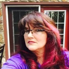 Staci Gross's Instagram, Twitter & Facebook