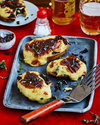 Cook over a low heat for 30 seconds, stirring constantly. Welsh Rarebit Avant Garde Vegan