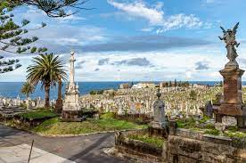 The cemetery, located atop the cliffs at bronte in the eastern suburbs of sydney would attract for the more casual kinds who aren't very keen on peeping into their souls, the cemetery holds in store. Waverley Cemeteries Waverley Council