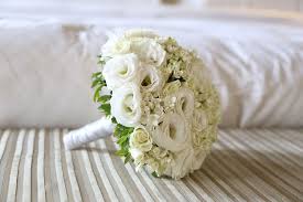 Visualizza altre idee su bouquet matrimonio, bouquet da sposa, bouquet di nozze. Bouquet Da Sposa Bouquet Di Fiori Di Peonie Di Rose Di Mughetti