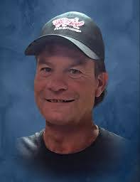 Betty Buss's Instagram, Twitter & Facebook