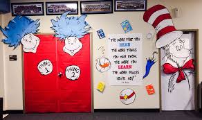 The Cat In The Hat Door Decorations For Dr Seuss S Birthday Seuss Door Decorations Future Classroom