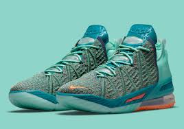 That image serves as the inspiration for his sneakers tonight. Nike Lebron 18 We Are Family Cq9283 300 Release Date Sneakernews Com
