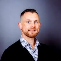 30+ Profile mit dem Suchbegriff „Erhardt“