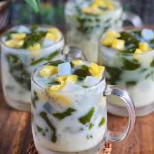 Susun batu es, cincau dan nangka ke dalam gelas. Es Cincau Nangka Steemit