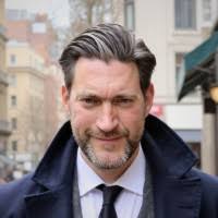 5200+ "- Ray Collis" profiles