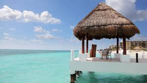 Cancun is one of the most famous resorts towns in mexico visited by almost seven million tourists every year. Mexico Resorts In Cancun Playa Del Carmen Tulum Overrun With Algae