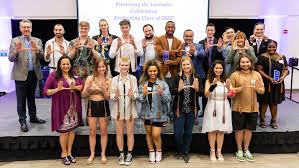 LGBTQ+ graduates encouraged to live their 'true colors'