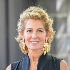 Pamela Wildermuth's Instagram, Twitter & Facebook