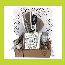 Help new homeowners do the whole adulting thing right by bringing them nice serving dishes as their housewarming gift. 15 Housewarming Gifts Housewarming Gift Baskets Personalize Housewarming Gifts