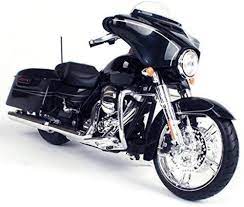 It costs rs 14.45 lakh, which. 2015 Harley Davidson Street Glide Black Motorcycle Model 1 12 By Maisto 32328 By Harley Davidson Amazon De Spielzeug
