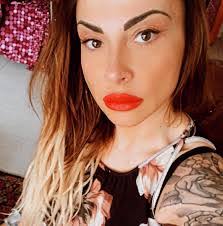 Gabriella Parisi's Instagram, Twitter & Facebook