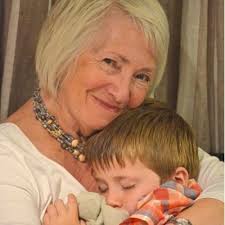 Lesley Burt 🍒 (@nanais43)