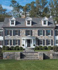 Inside An Updated Connecticut Colonial Cottages Gardens House Exterior Colonial House Traditional Exterior