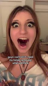 Isabel Decker's Instagram, Twitter & Facebook