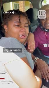 Rickell Jones's Instagram, Twitter & Facebook