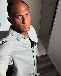 Kevin Rapoza's Instagram, Twitter & Facebook