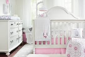 Girlystan chambre bebe grises et jaunes 13 sublimes chambres. Chambre Bebe Fille En Gris Et Rose 27 Belles Idees A Partager