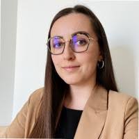 100+ profils pour “Carla”