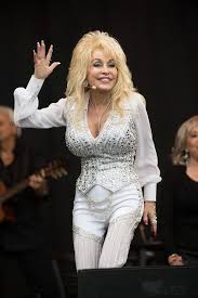 32 Reasons To Worship Dolly Parton Dolly Parton Dolly Parton Jolene Country Music