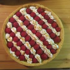 Tarte Au Citron Meringuee Avec Framboises Pate Et Appareil Citron Recette Mercotte Meringue Italienne Un Delice By Myself Food Desserts Sweet