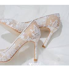 Well you're in luck, because here they come. Schone Ivory Creme Spitze Blumen Brautschuhe 2020 Leder 8 Cm Stilettos Spitzschuh Durchbohrt Hochzeit Pumps