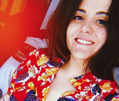 Consulta las últimas noticias de Andrea Compton en LOS40