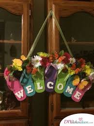 Neue deko zur goldenen hochzeit im shop! 25 Bastelideen Turkranz Fruhling So Konnt Ihr Einen Turkranz Fruhling Selber Machen