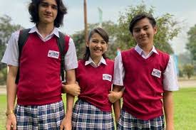 Tak banyak perhatian kamu mengerti tak harus ada bunga kamu mengerti ku tak selalu ada. Dianggap Gak Cocok Untuk Remaja Sinetron Dari Jendela Smp Ditegur Kpi