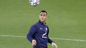 Eran zahavi was born in rishon lezion, israel, to jewish parents. Psv Eindhoven Star Eran Zahavi Unter Schock Raububerfall Auf Seine Familie Wahrend Auswartsfahrt Eurosport