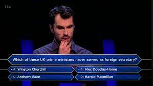 Synonymes arabe allemand anglais espagnol français hébreu italien japonais néerlandais polonais portugais roumain russe turc chinois. Qui Veut Gagner Des Millions Arrive A La Derniere Question Le Prof D Anglais Abandonne Midilibre Fr