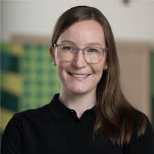 Influencing business decisions through insights