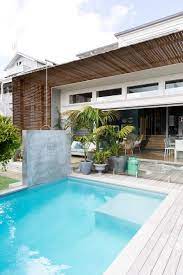 une maison bleue lili in wonderland maison bleue maison style cabanes de piscine