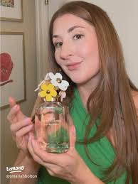 Discover Marc Jacobs Daisy Wild: A Scent That Stays