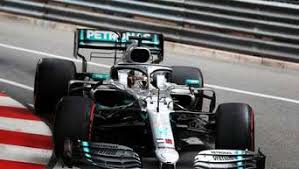 Ehe hamilton mit dem wechsel auf die harten reifen an die box kam. Im Sinne Laudas Hamilton Und Bottas Rasen Davon Formel 1