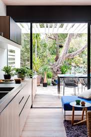 Cuisine Ouverte Sur Terrasse Ou Jardin En 2020 Cuisine Ouverte Idees De Cuisine Moderne Cuisines Design