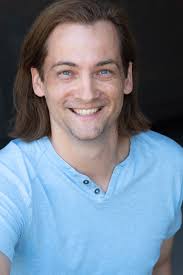 Dis)Connected (Short 2020)