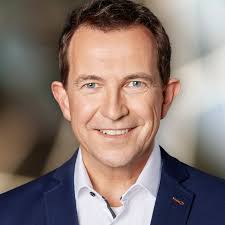 Ausschüsse & Gremien