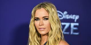 A Woman Was Thrilled to Become a Mom, but 9 Days After Giving Birth,  Doctors Diagnosed Her with a Rare Cancer